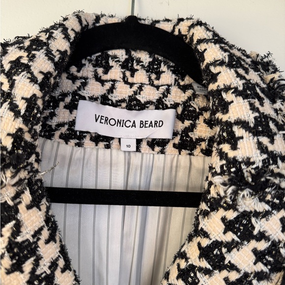 Veronica Beard Black and Cream Textured Blazer and Mini Skirt set - Picture 8 of 12